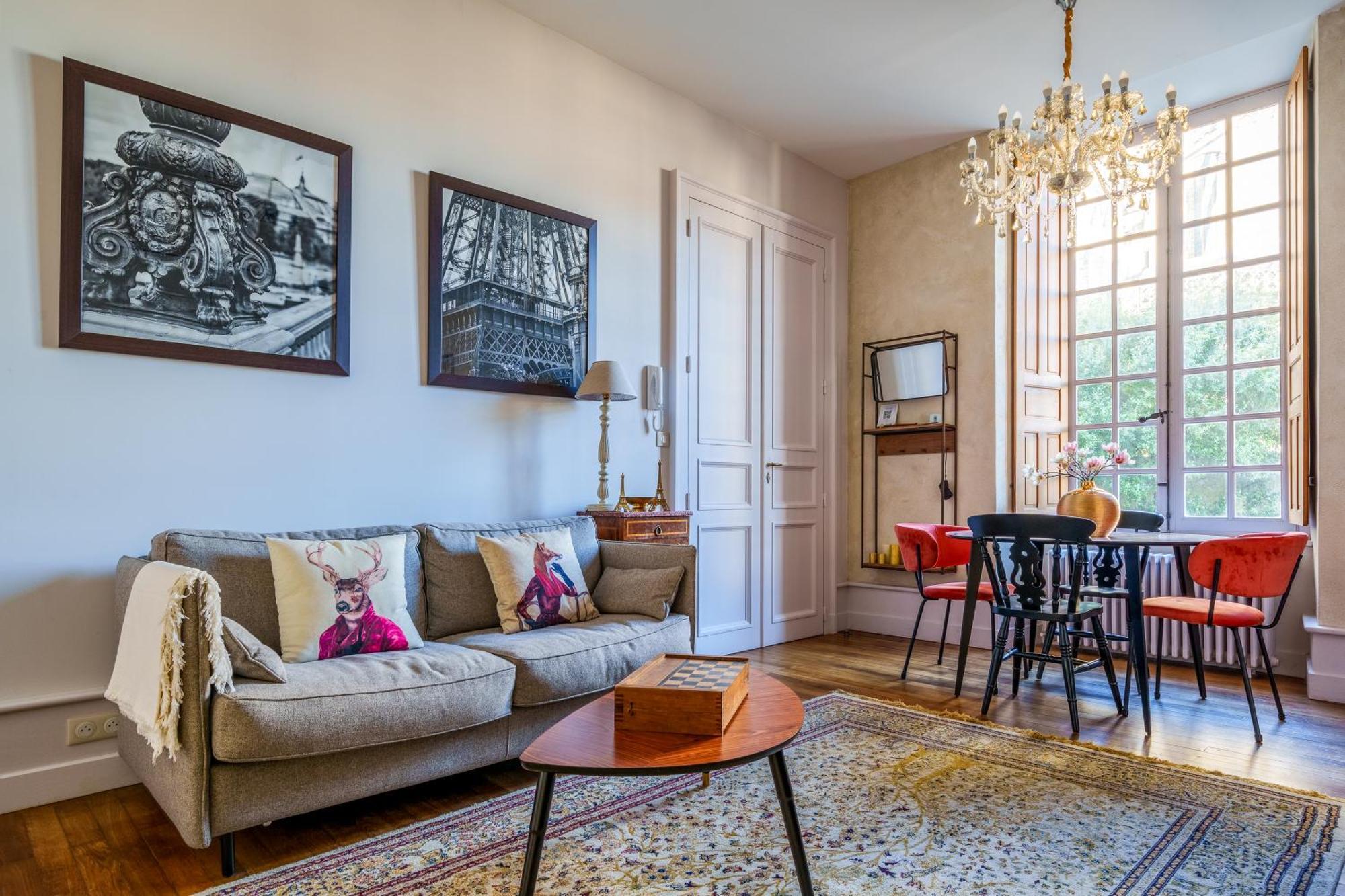 Appartement Raffine Vue Cathedrale, Jardin, Wifi Tours Dış mekan fotoğraf